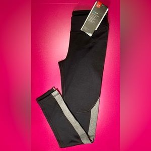 New Women’s Under Armour Sports Leggings